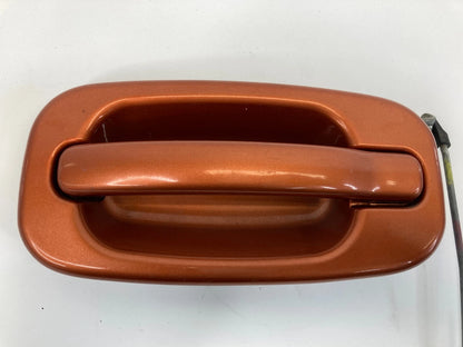 02-06 AVALANCHE 1500 2500 REAR LEFT BACK SIDE EXTERIOR DOOR HANDLE 15029899