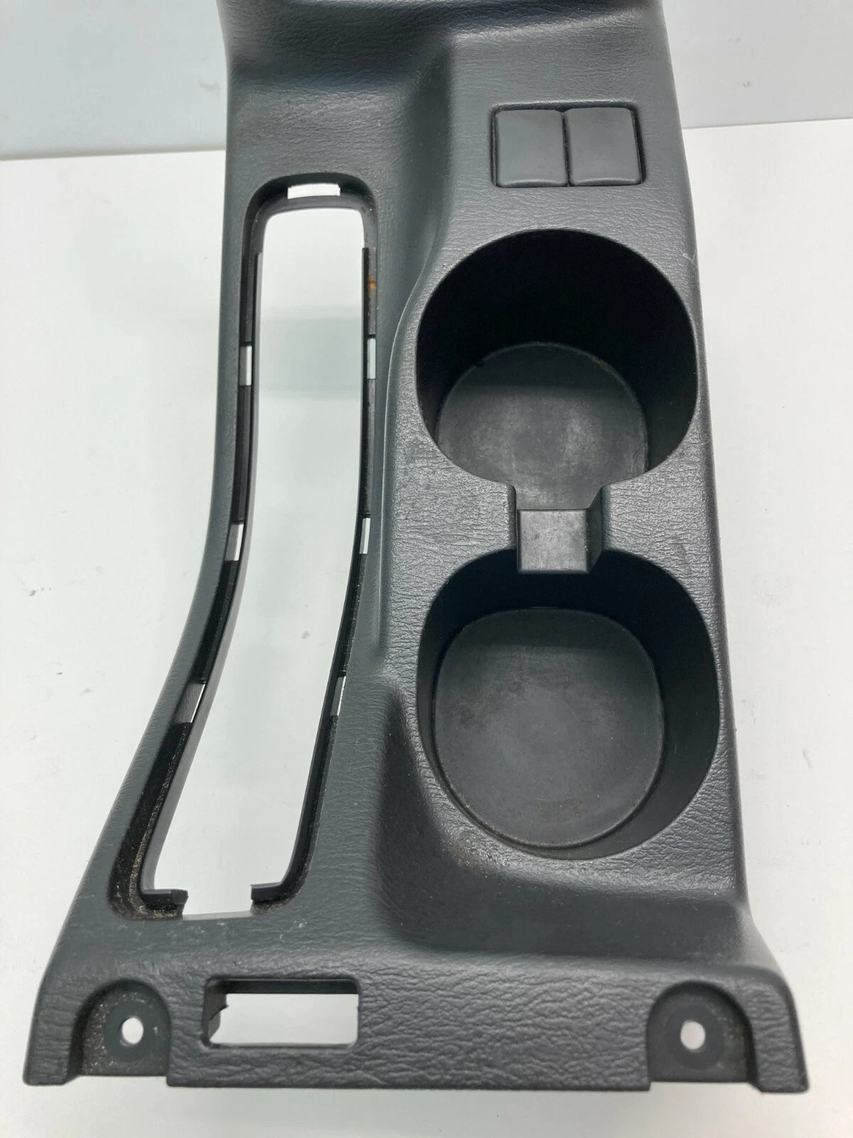 2005-2007 SUBARU IMPREZA CENTER CONSOLE CUP HOLDER TRIM BEZEL 92132SA030 OEM