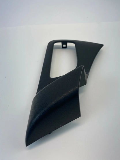 2006 2007 NISSAN MURANO REAR RIGHT SIDE INNER DOOR HANDLE BEZEL TRIM RR RH OEM