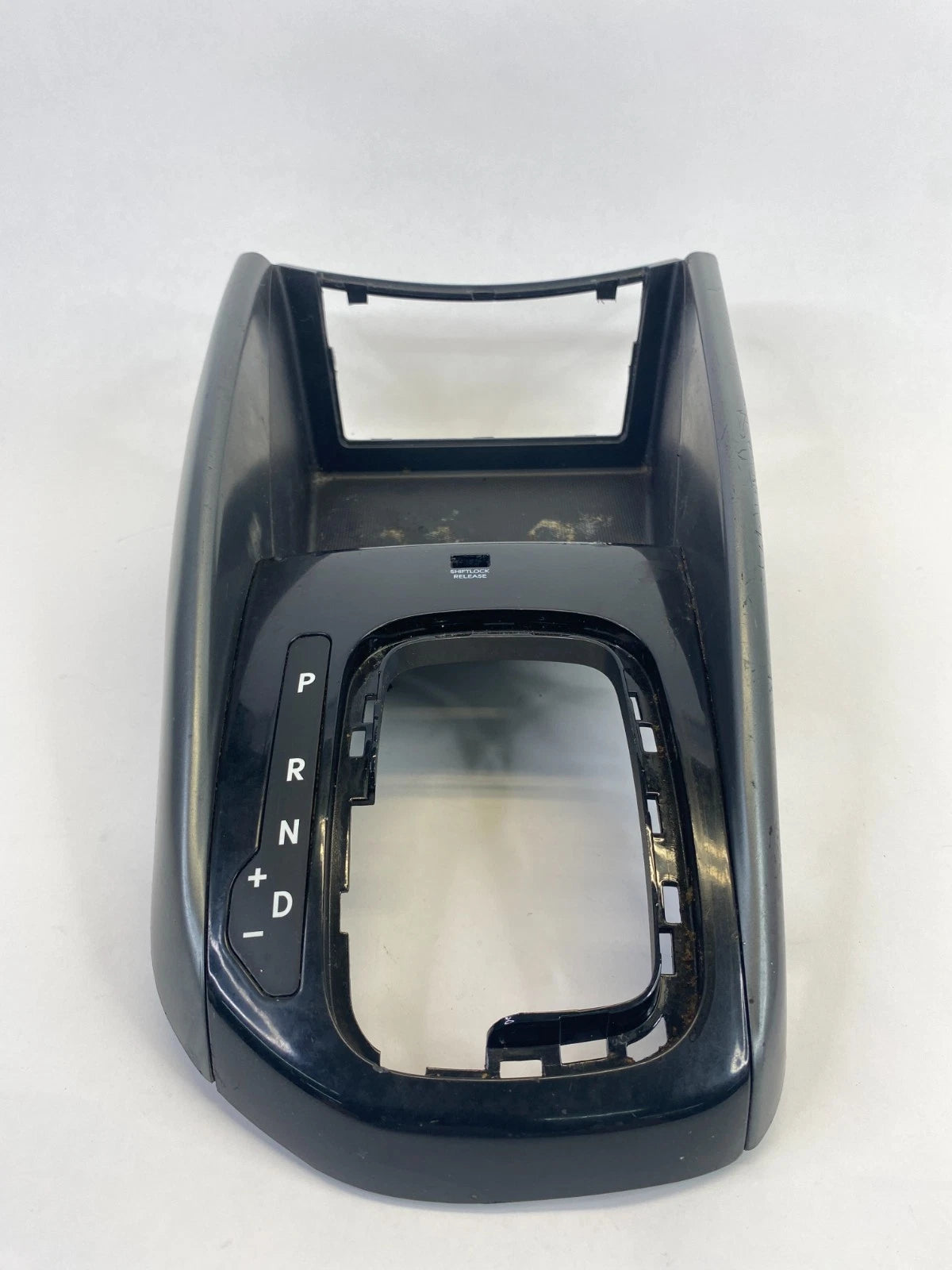 2011-2013 KIA FORTE A/T FLOOR CONSOLE GEAR SHIFTER BEZEL TRIM PANEL ASSEMBLY OEM