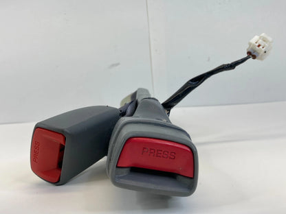 2005-2015 TOYOTA TACOMA FRONT RIGHT PASSENGER SIDE SEAT BELT BUCKLE GRAY OEM