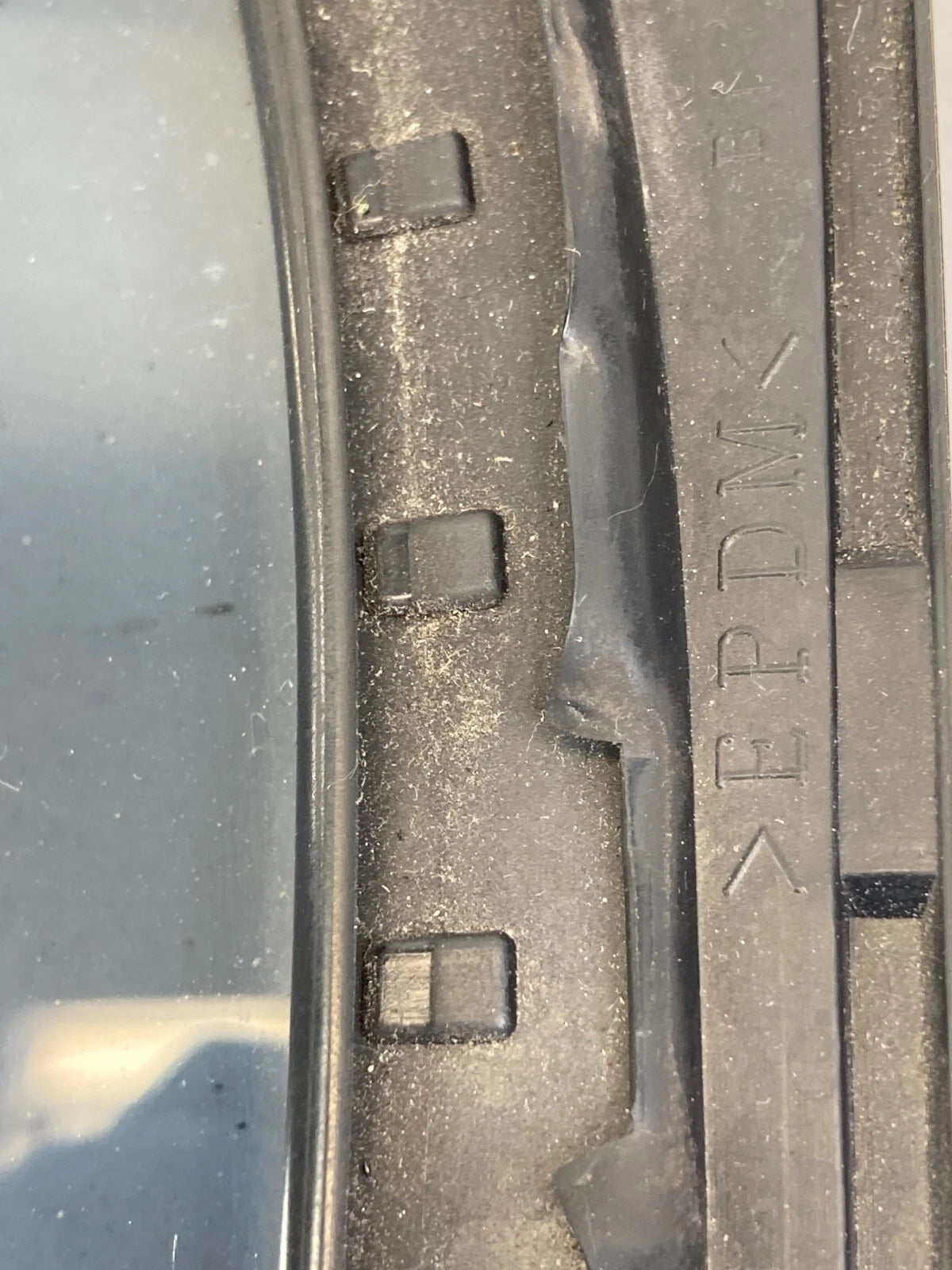 2006-2013 LEXUS IS250 REAR LEFT SIDE DOOR QUARTER WINDOW GLASS 68189-53030 OEM