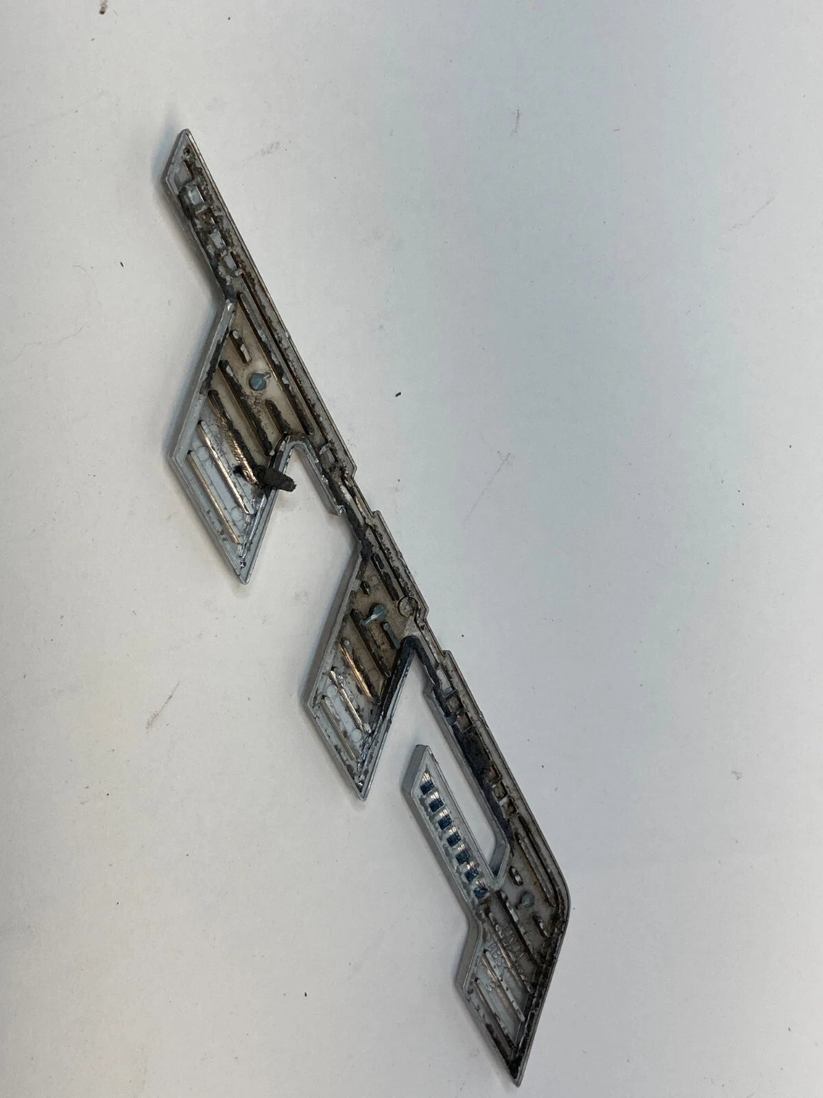 2009-2013 HONDA FIT REAR TRUNK EMBLEM LOGO LETTERS FIT SYMBOL CHROME OEM