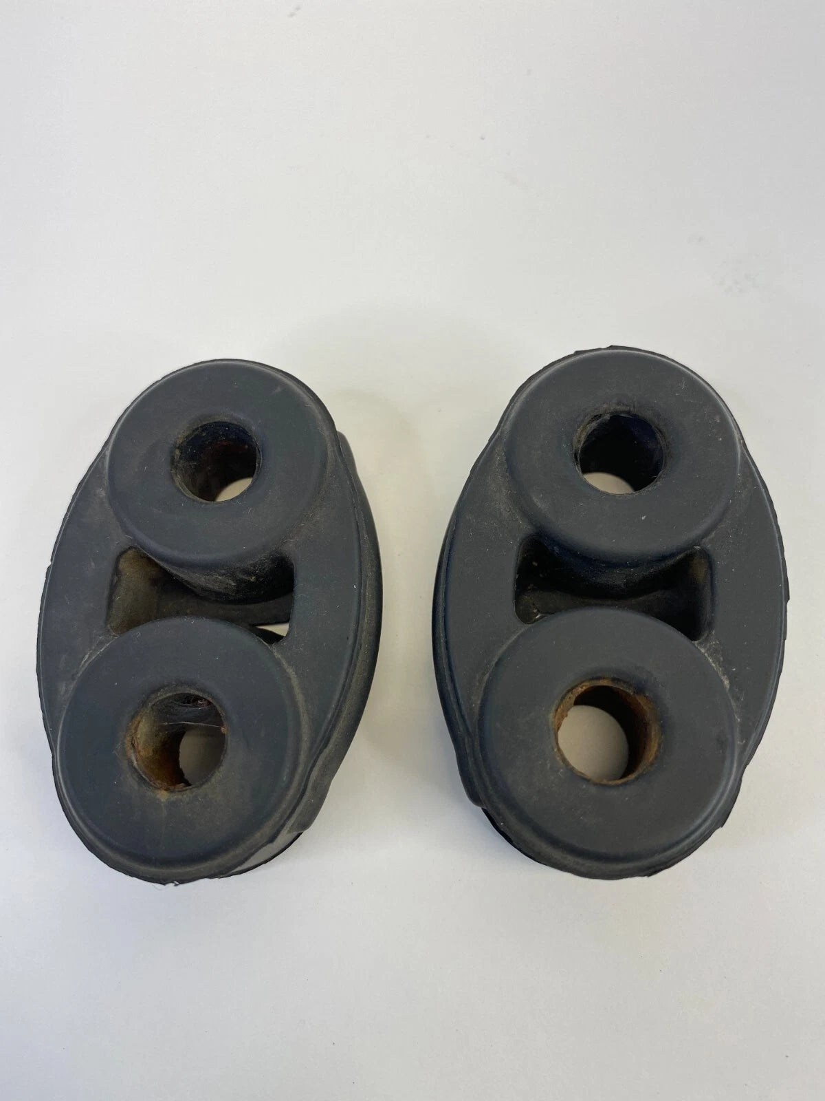 2008-2015 MITSUBISHI LANCER EXHAUST INTER-COOLER HANGER RUBBER MOUNT MR431632