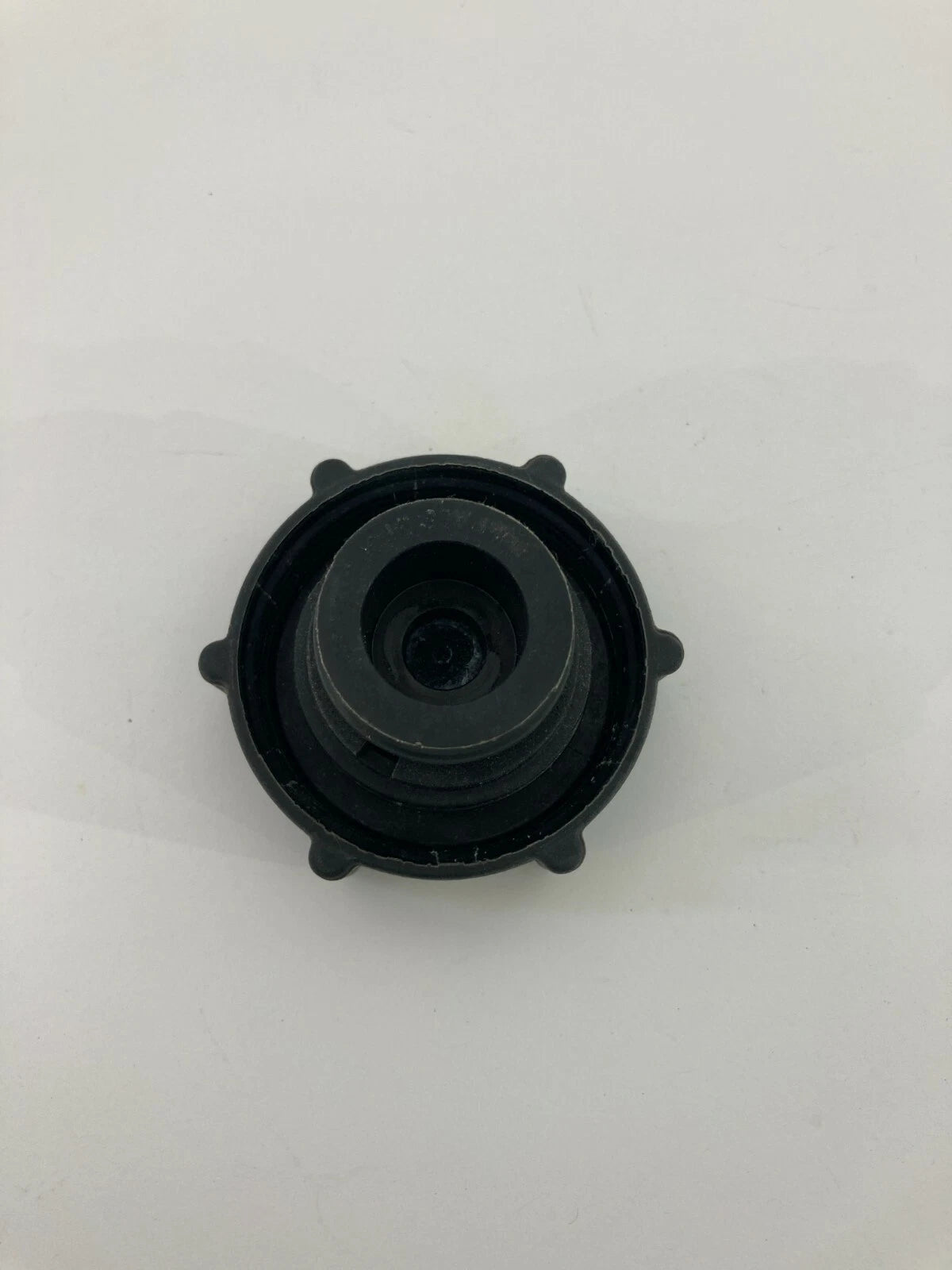2008 2009 2010 2011 2012 FORD ESCAPE COOLANT RESERVOIR TANK CAP LID YL84-8100-AA