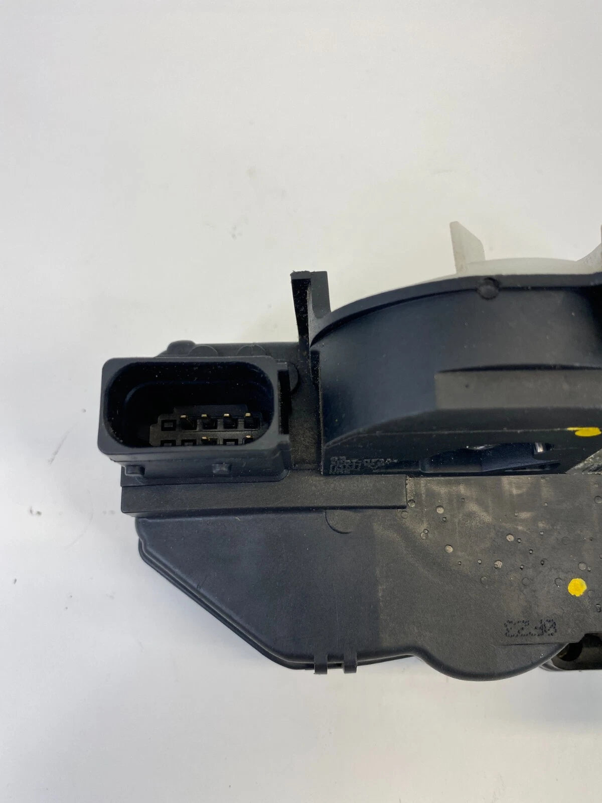 11-17 BUICK REGAL FRONT RIGHT PASSENGER SIDE DOOR LOCK LATCH ACTUATOR 13503802
