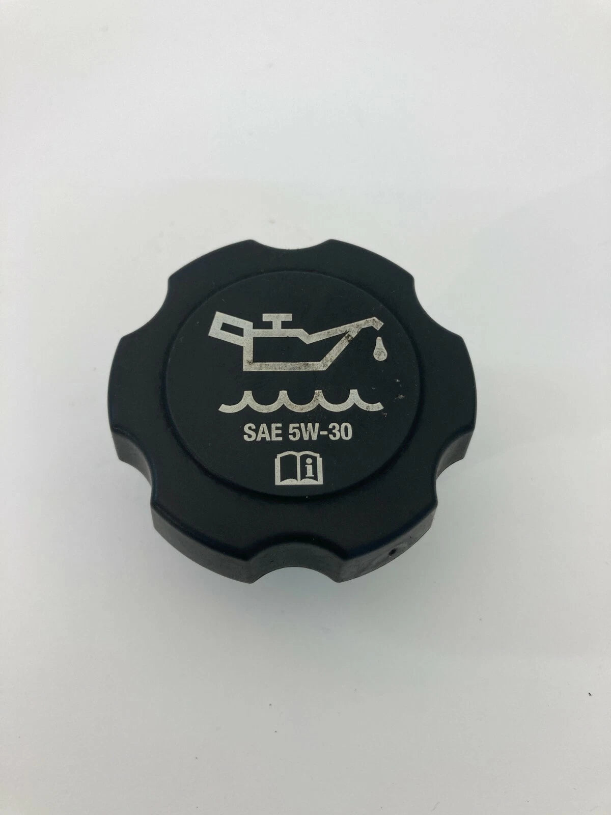 2004 2005 2006 2007 2008 ISUZU ASCENDER ENGINE OIL FILLER CAP LID SAE 5W-30 ASSY