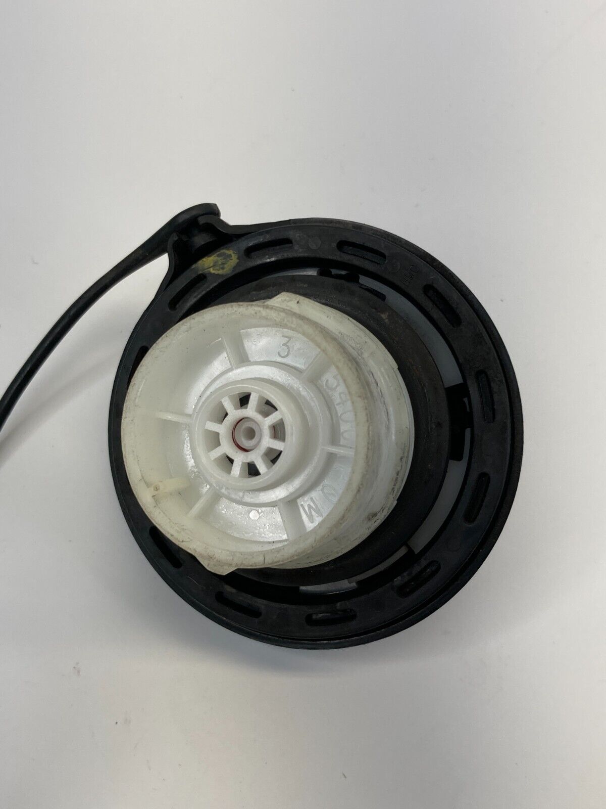 2006-2023 Hyundai Sonata 2.4L Fuel Filler Tank Reservoir Gas Lid Cover Cap OEM