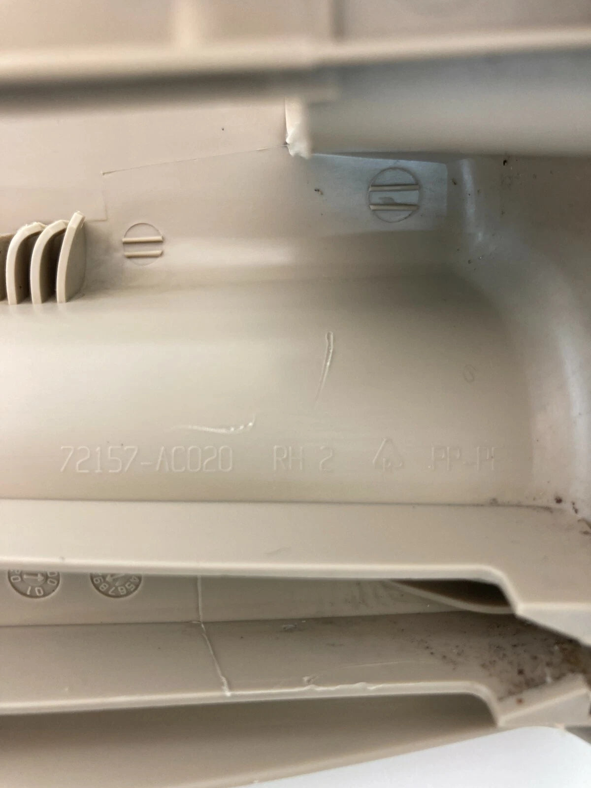 2000-2004 TOYOTA AVALON REAR RIGHT SEAT SIDE INNER TRACK END COVER PANEL OEM