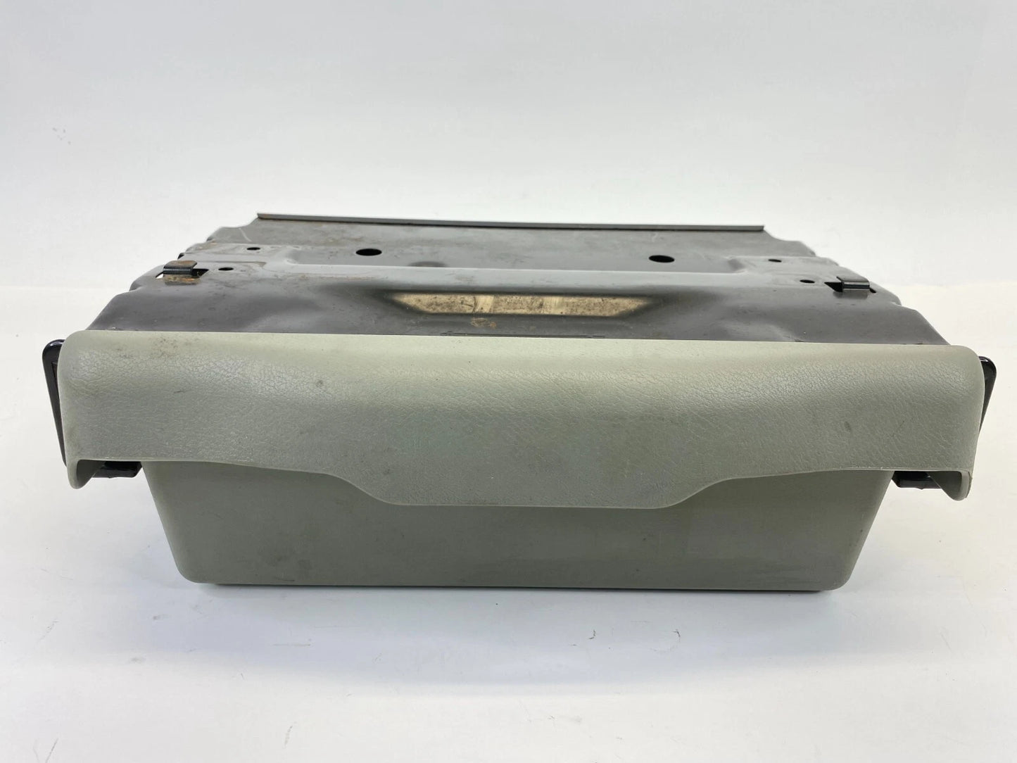 05-07 HONDA ODYSSEY FRONT RIGHT LOWER SEAT TRAY STORAGE COMPARTMENT 81395-SHJA