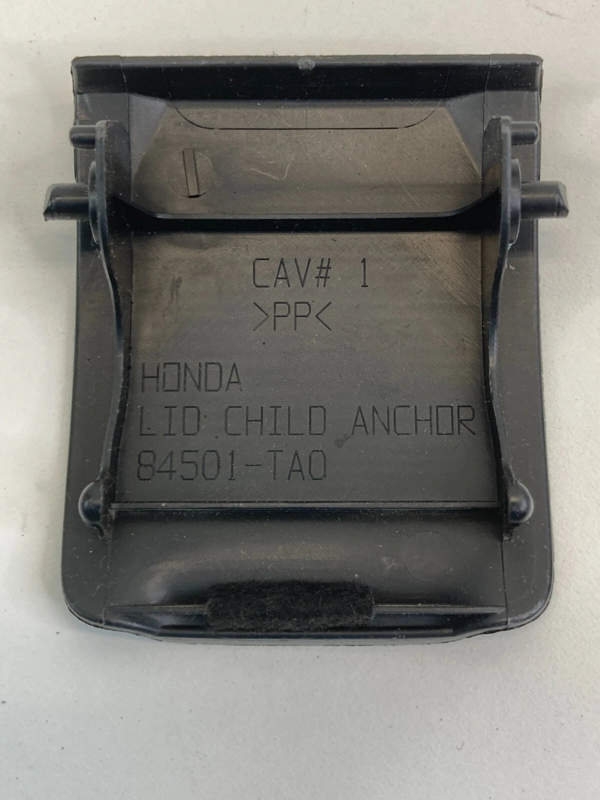 2008-2012 HONDA ACCORD REAR CHILD SEAT TETHER ANCHOR TOP COVER CAP OEM 84501-TA0