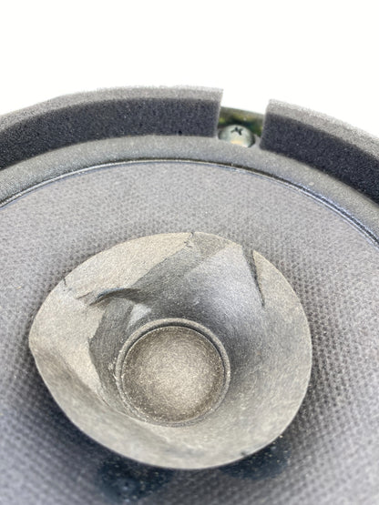 2002-2006 Suzuki XL-7 Front Right Passenger Side Door Audio Speaker 39350-60G00