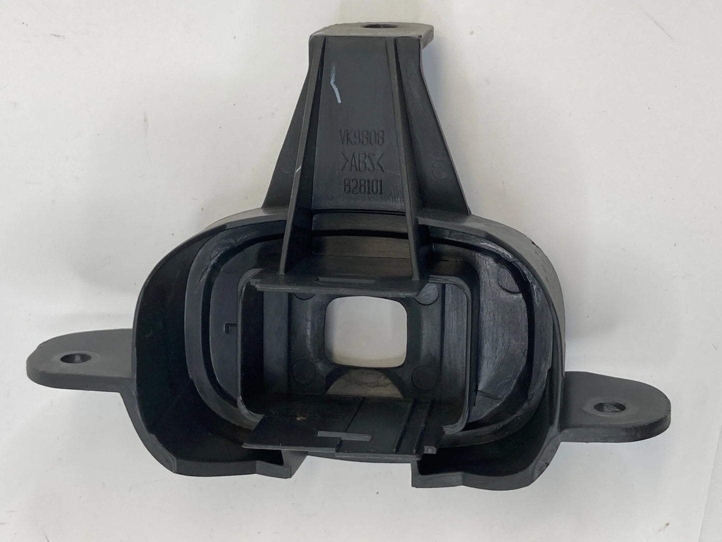 2004-2008 PONTIAC GRAND PRIX REAR LEFT SIDE DOOR WINDOW SWITCH BEZEL TRIM OEM