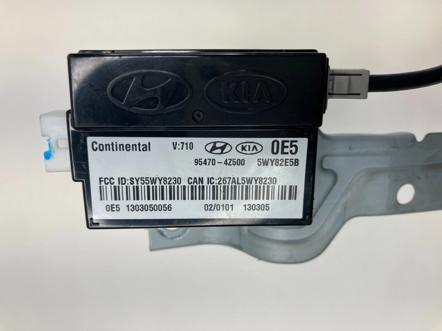 13-18 HYUNDAI SANTA FE SPORT KEYLESS ENTRY RECEIVER UNIT MODULE 95470-4Z500 OEM