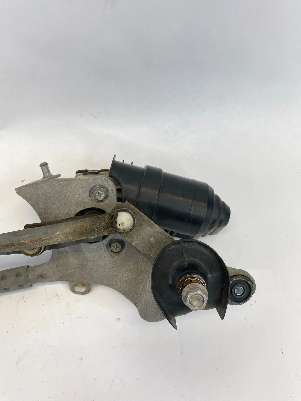 2006-2012 TOYOTA RAV4 FRONT WINDSHIELD WIPER MOTOR & LINKAGE ASSY 8511042150 OEM