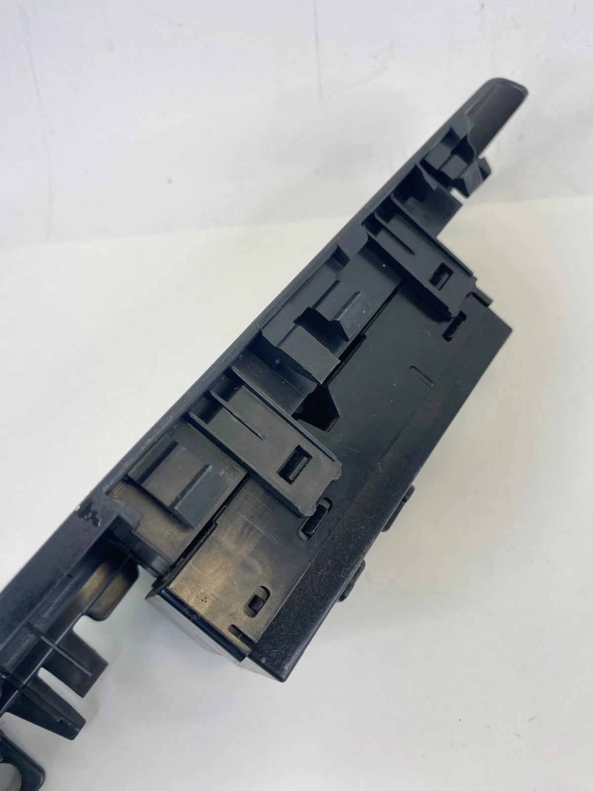 13-18 Nissan Altima Front Right Door Window & Lock Switch w/ Bezel 25411-3TA4A