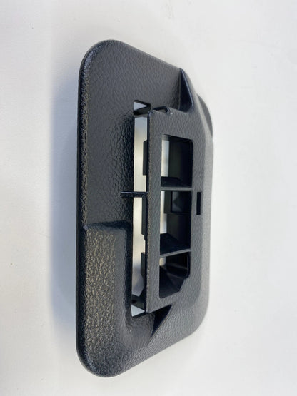 2007 2008 INFINITI G35 SEDAN FRONT RIGHT SIDE A/C FOOT AIR DUCT VENT GRILLE TRIM