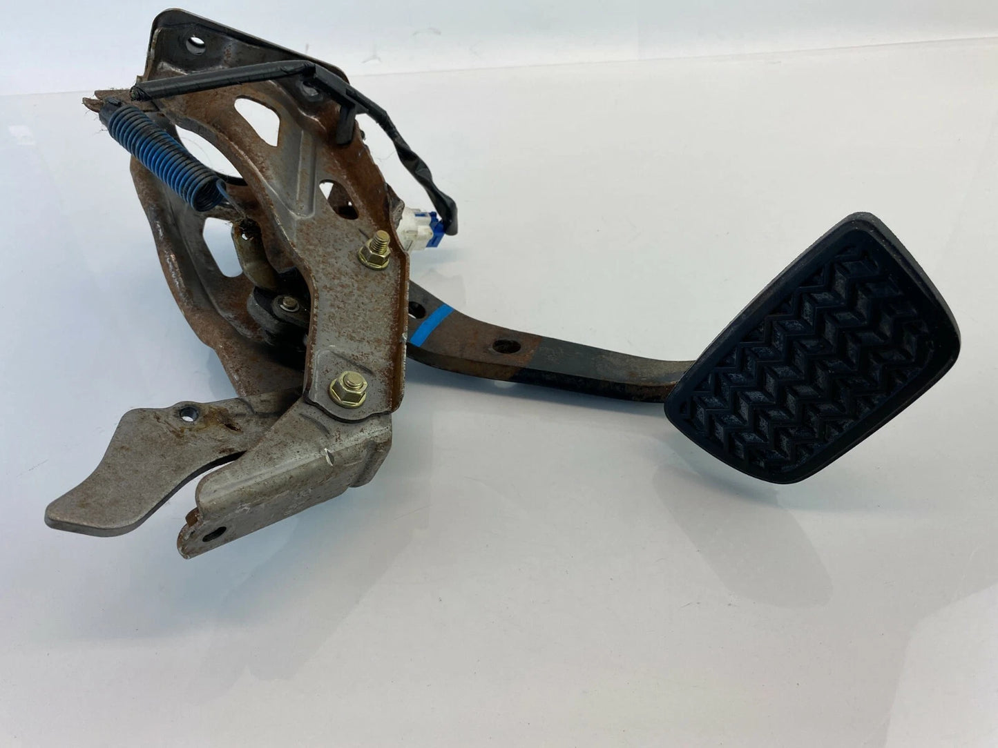 2003-2009 TOYOTA 4RUNNER PARKING EMERGENCY BRAKE PEDAL ASSEMBLY LEVER MOUNT OEM