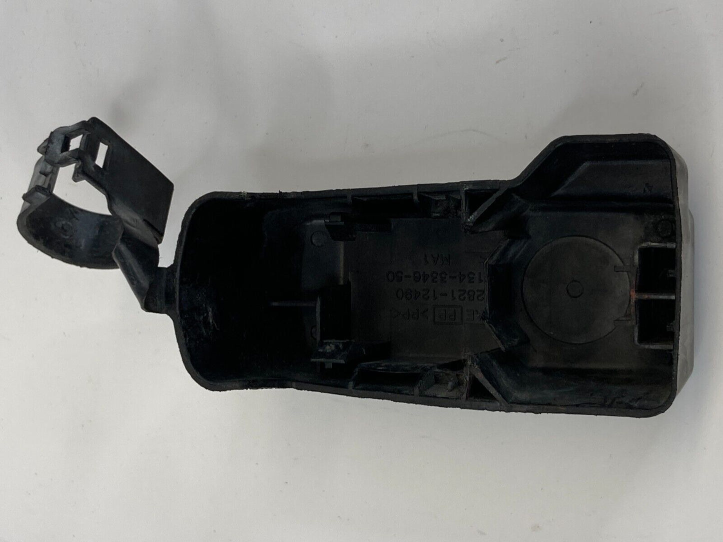 2004-2006 Lexus RX330 Positive Battery Terminal Connector Cover Trim 82821-12490