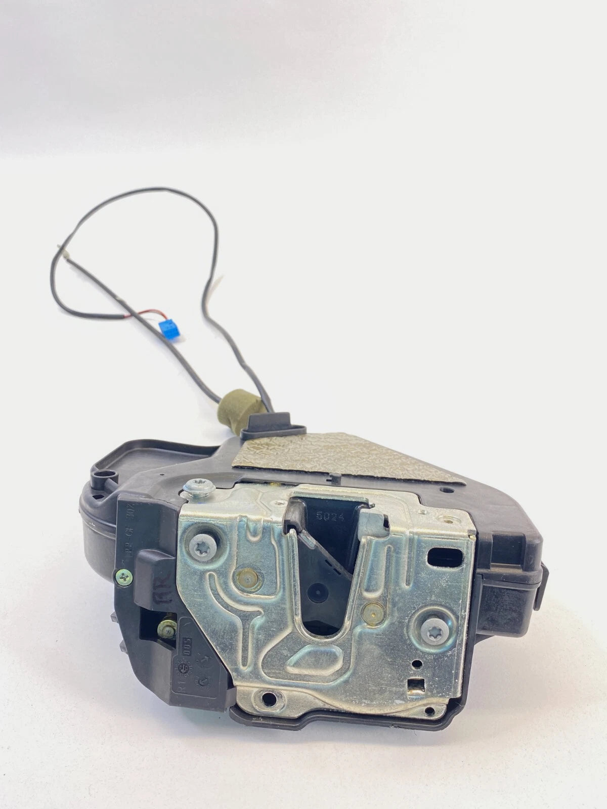 03-05 MERCEDES W211 E500 03-09 E320 REAR RIGHT BACK DOOR LOCK LATCH ACTUATOR OEM