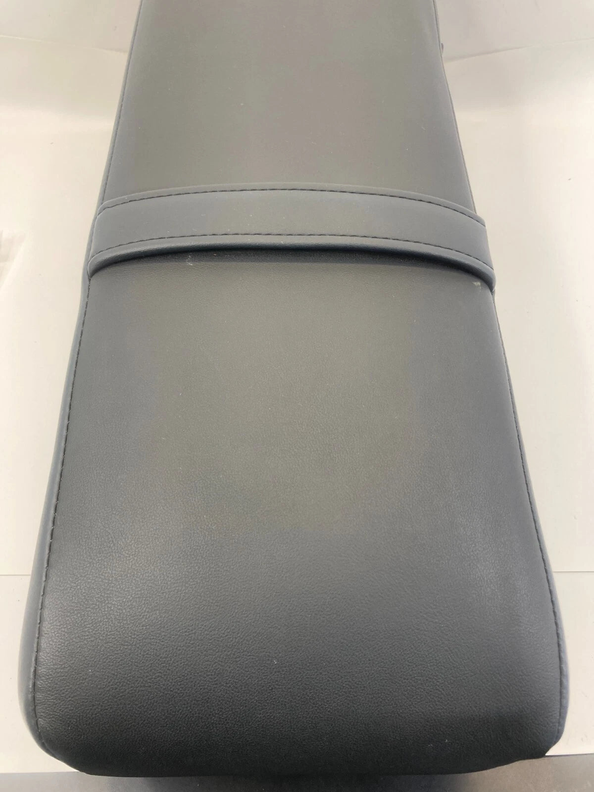 2007 2008 INFINITI G35 SEDAN REAR SEAT CENTER ARMREST WITH CUP HOLDER UNIT OEM