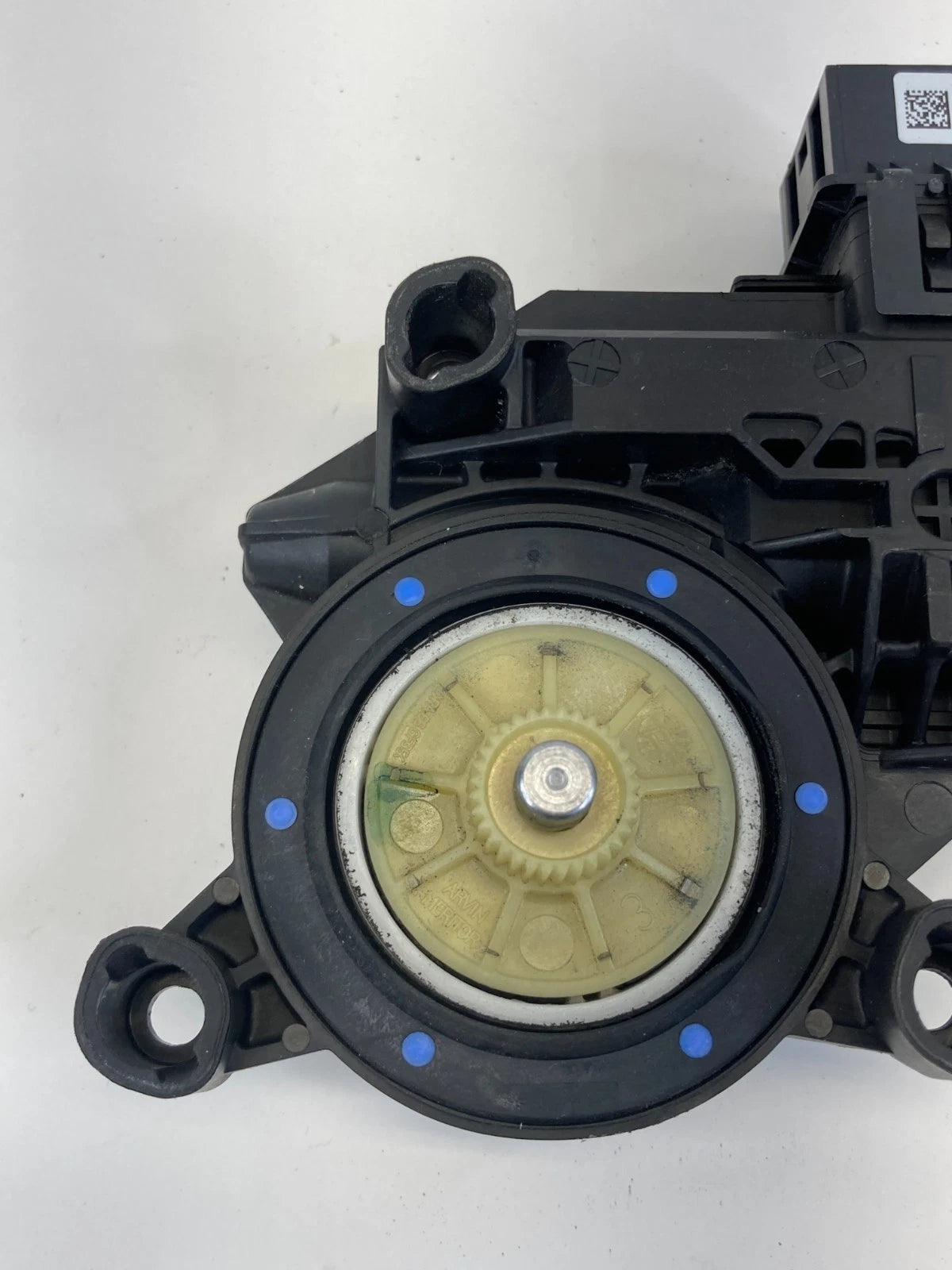 2012-2022 VOLKSWAGEN PASSAT REAR RIGHT PASSENGER SIDE LIFT MOTOR OEM 561-959-812