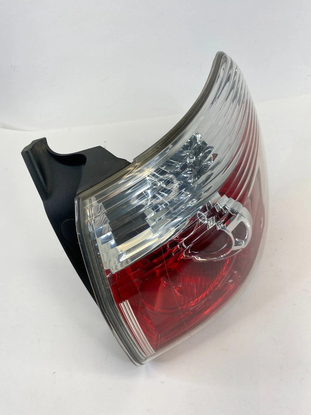 2007-2012 GMC ACADIA RIGHT SIDE TAIL LIGHT EXTERIOR TAILLIGHT LAMP 20912756 OEM