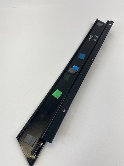 06-12 MERCEDES-BENZ R350 REAR RIGHT OUTER DOOR PILLAR TRIM MOLDING A2516902089
