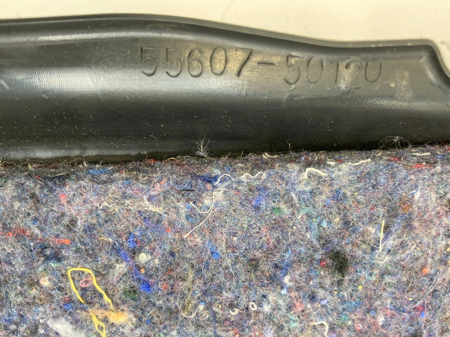 2004-2006 LEXUS LS430 LEFT DASHBOARD LOWER KNEE TRIM PANEL BEZEL 55607-50120 OEM