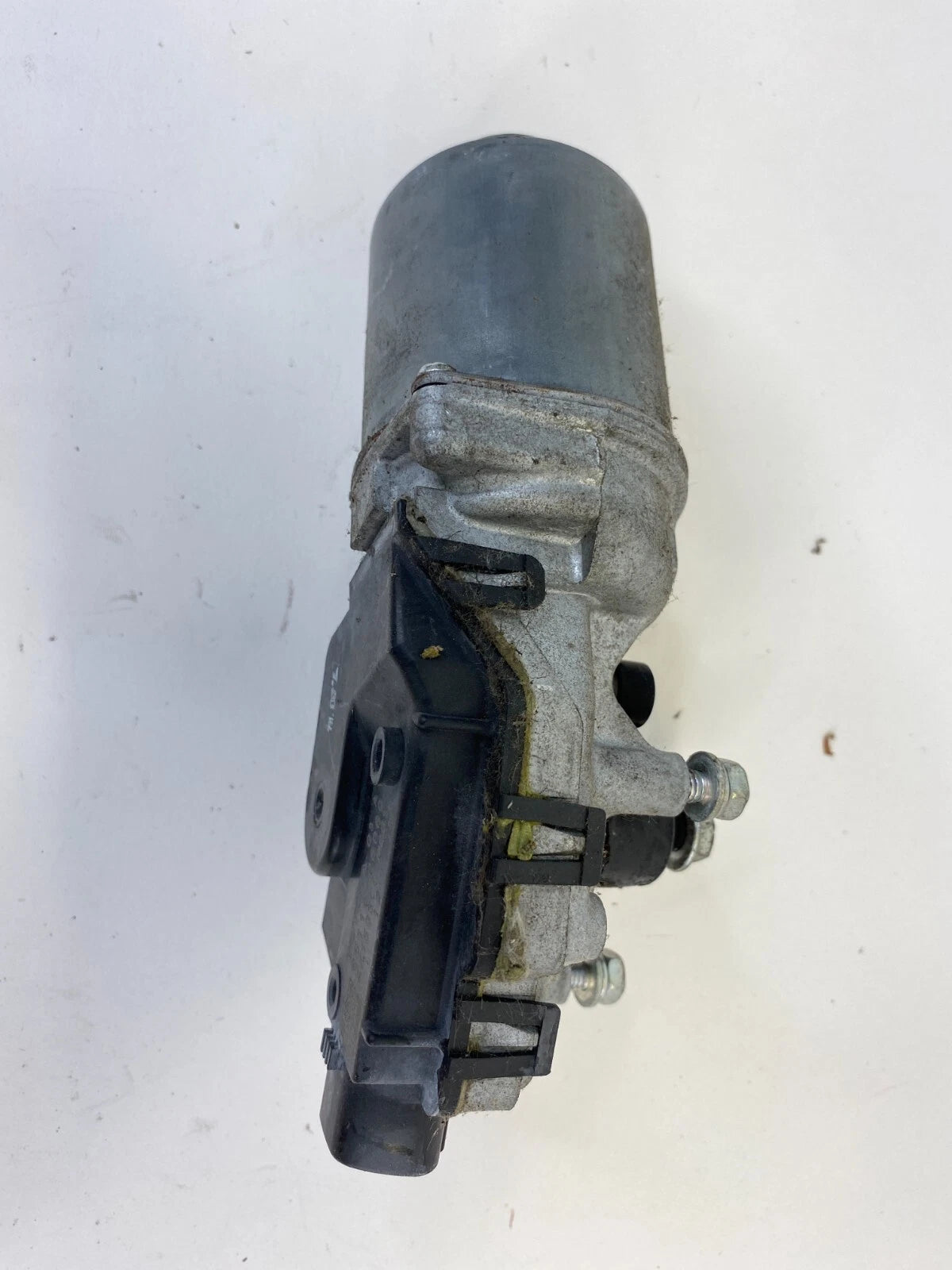 2007-2011 TOYOTA CAMRY SEDAN FRONT WINDSHIELD WIPER MOTOR ASSY 85110-06060 OEM
