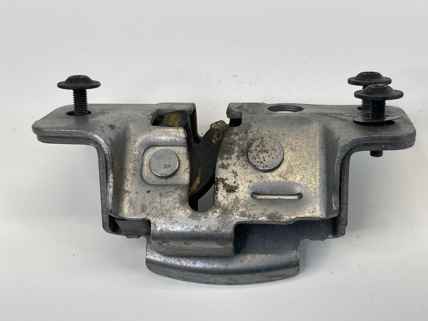 2009-2014 Volkswagen Routan Rear Left Side Sliding Door Lock Latch Catch Assy