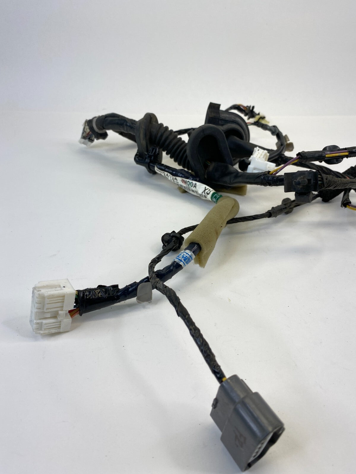 2008-2013 Nissan Rogue Front Right Side Door Wire Harness Wiring 24124-JM00A OEM