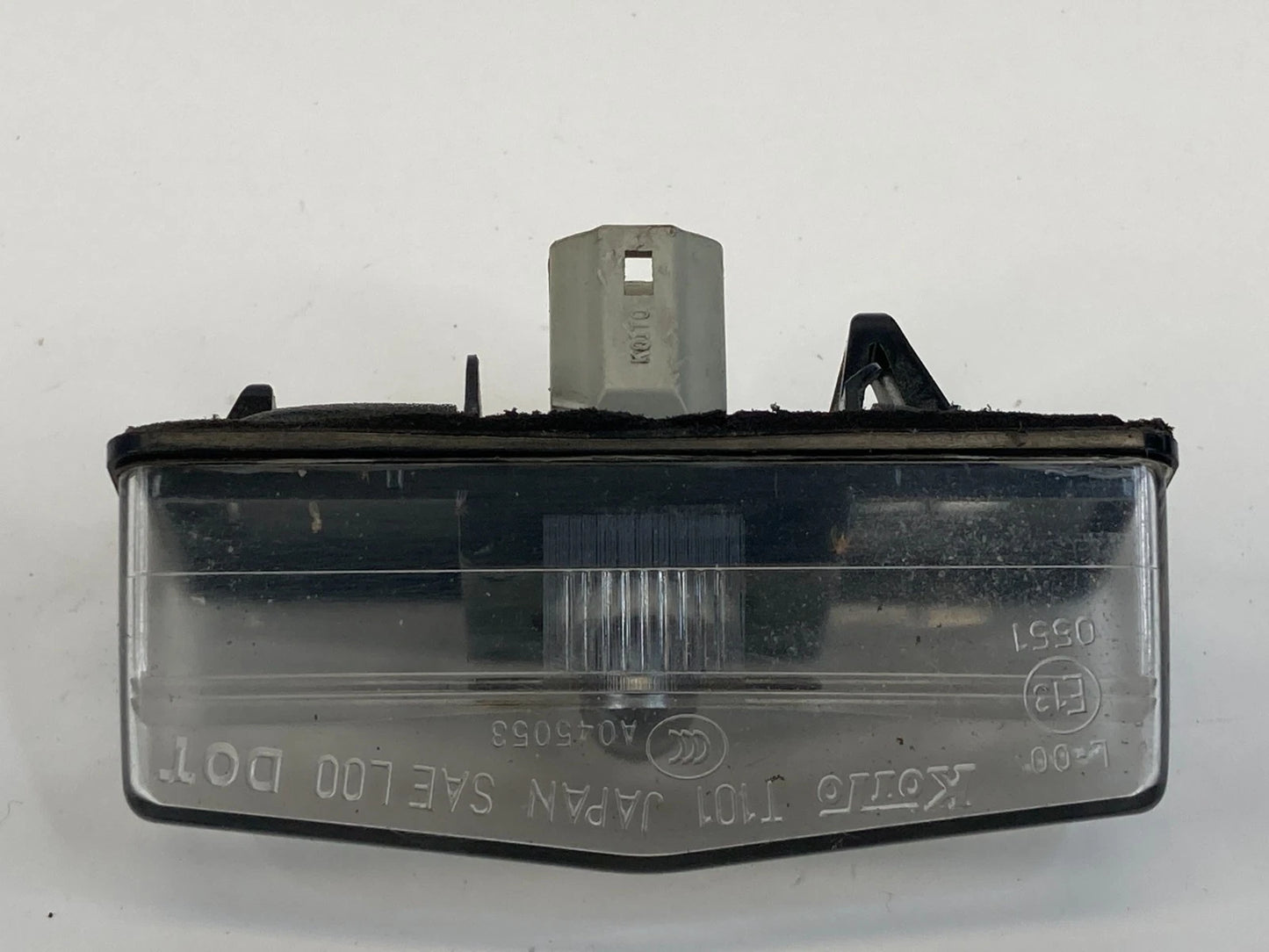 2004-2015 TOYOTA PRIUS REAR TRUNK LICENSE PLATE LAMP LIGHT ASSY A045053
