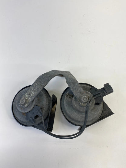 2013-2016 FORD FUSION LOW & HIGH TONE HORN ALARM PITCH SIREN SIGNAL E355306 OEM