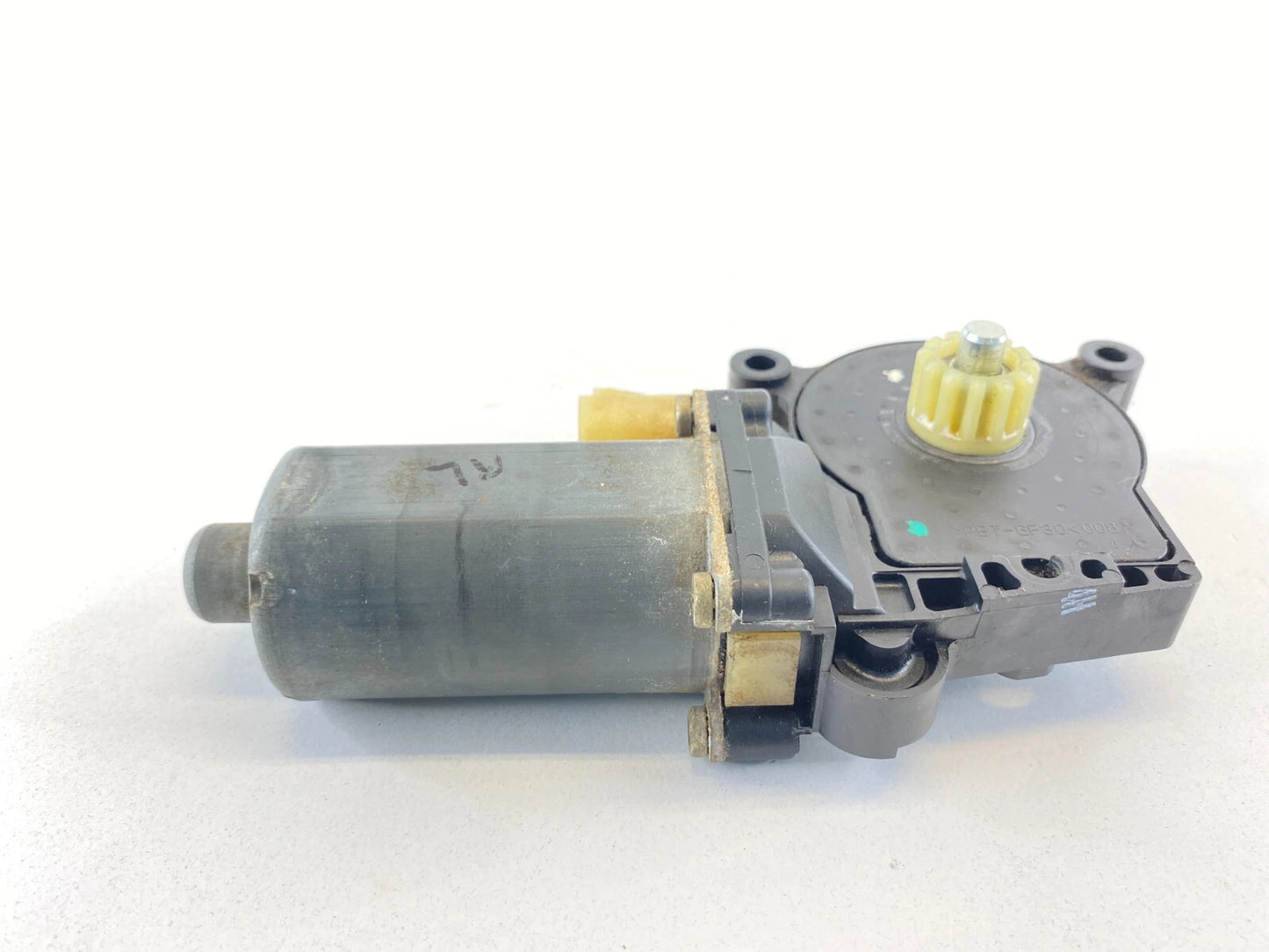2000-2005 CHEVROLET IMPALA REAR LEFT SIDE DOOR POWER WINDOW MOTOR CM090940B