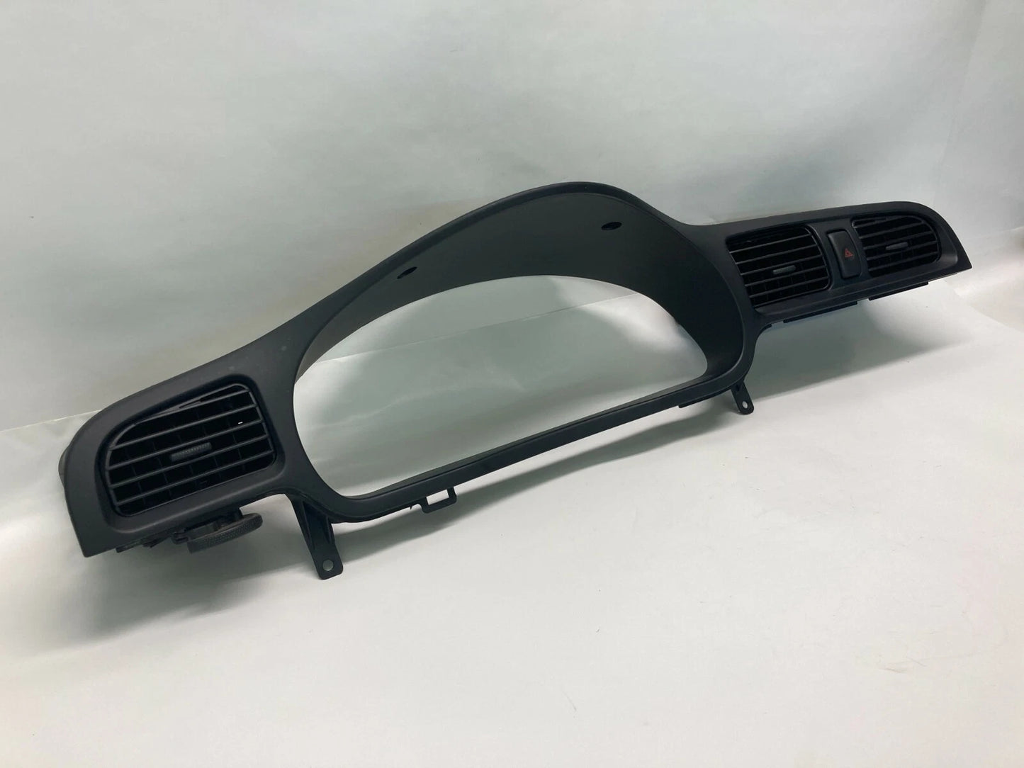 00-04 SUBARU LEGACY OUTBACK SPEEDOMETER INSTRUMENT DASH CLUSTER BEZEL W AIR VENT