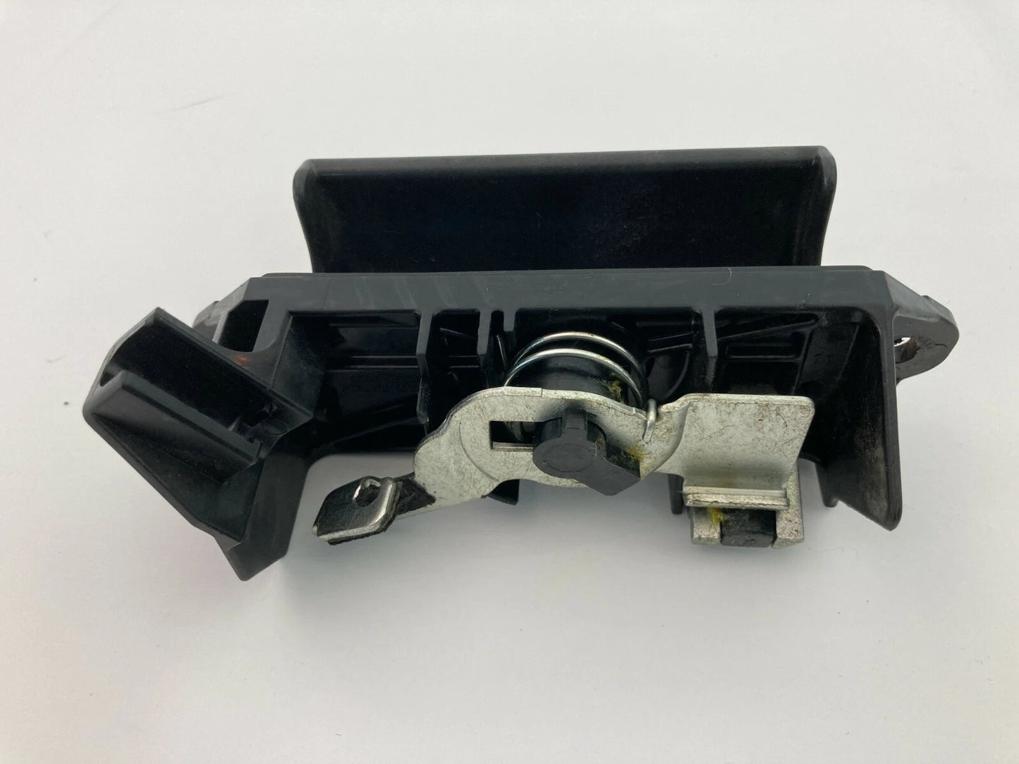 03 04 05 06 07 08 TOYOTA MATRIX TRUNK GATE HANDLE LOCK LATCH HATCH LIFTGATE OEM