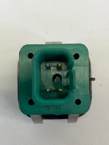2005-2007 BUICK TERRAZA REAR AIR SUSPENSION TIRE INFLATION SWITCH BUTTON 1032419