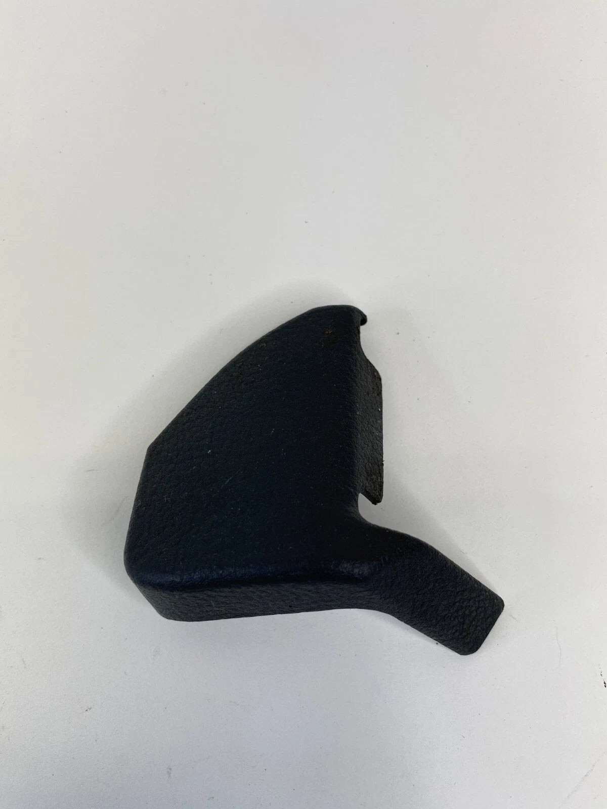 03-07 MAZDA 6 MAZDA6 DRIVER SEAT FRONT RIGTH SIDE RAIL TRACK COVER GK2H-57-043