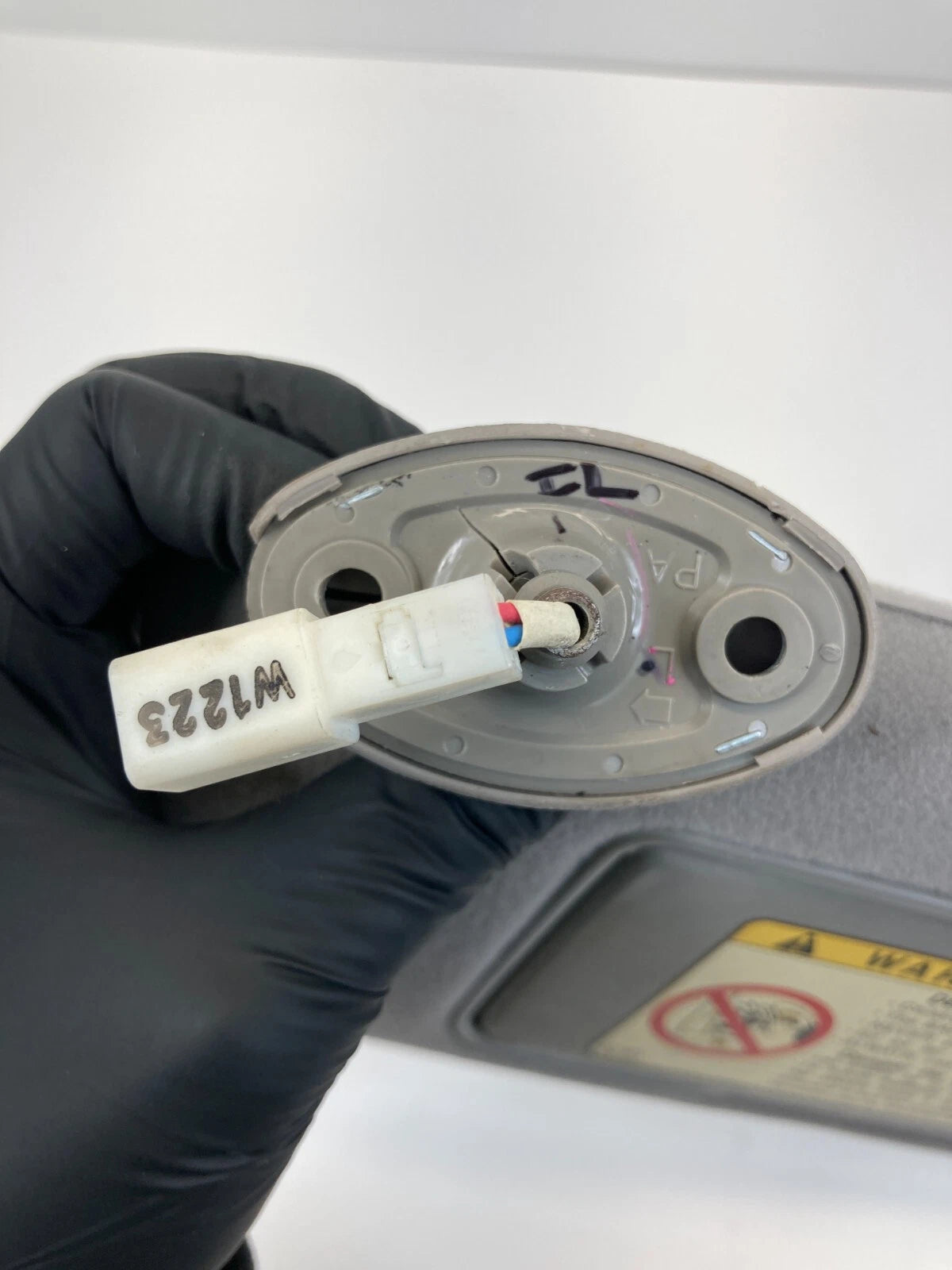 2001-2005 LEXUS GS300 GS430 LEFT DRIVER SUNVISOR SUN VISOR W ILLUMINATION