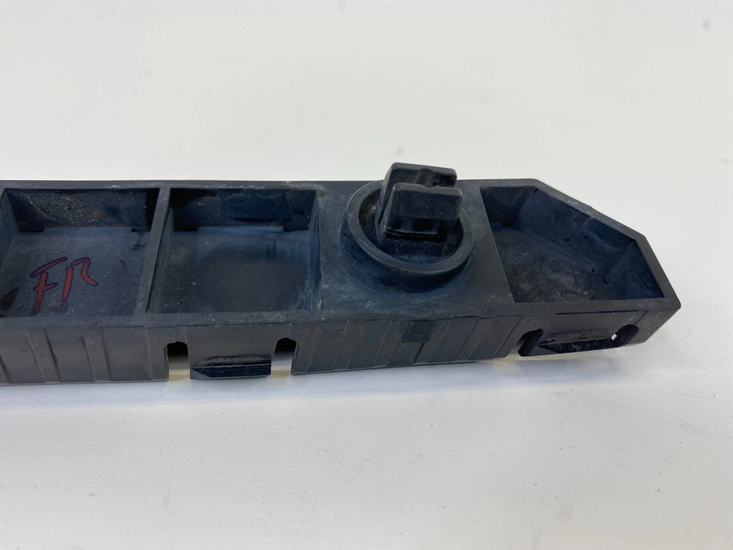 2001 2002 2003 HONDA CIVIC RIGHT SIDE BUMPER BRACKET SUPPORT SPACER OEM
