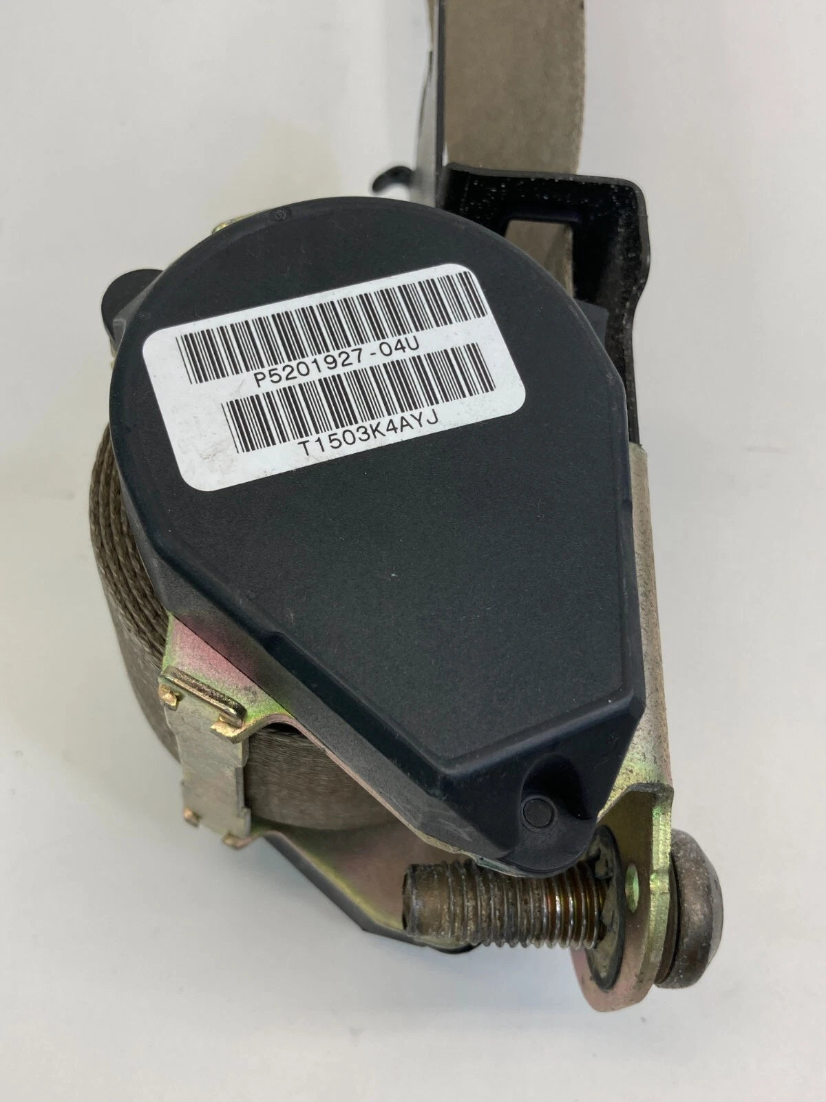 2003 2004 FORD ESCAPE FRONT RIGHT SIDE SEAT BELT RETRACTOR RH 3L84-78611B08-A