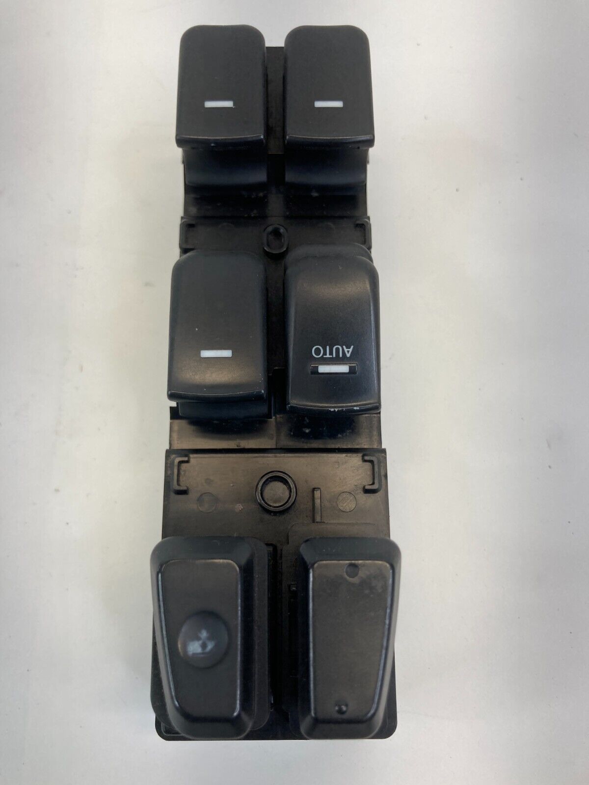 2011-2014 Hyundai Sonata Left Driver Side Master Power Window Switch 202008876