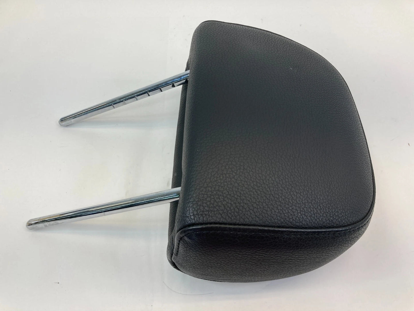 2004-2006 BMW X3 4-DR FRONT LEFT OR RIGHT SEAT LEATHER HEADREST HEAD REST OEM