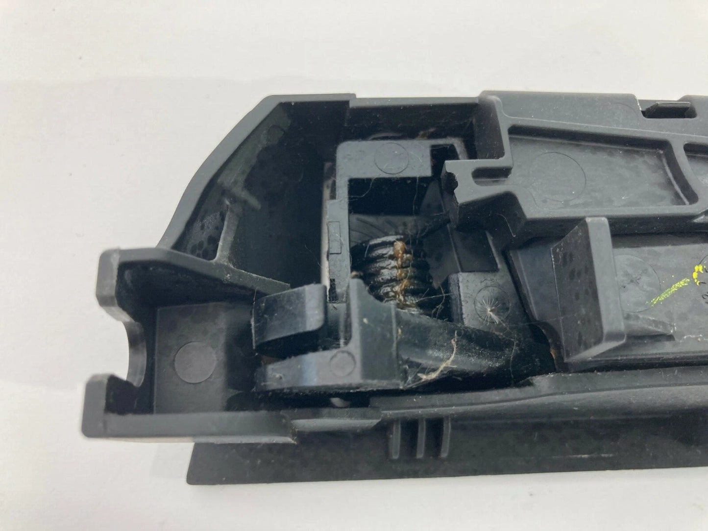 08 09 10 11 12 FORD ESCAPE REAR RIGHT PASSENGER SIDE INTERIOR DOOR HANDLE OEM