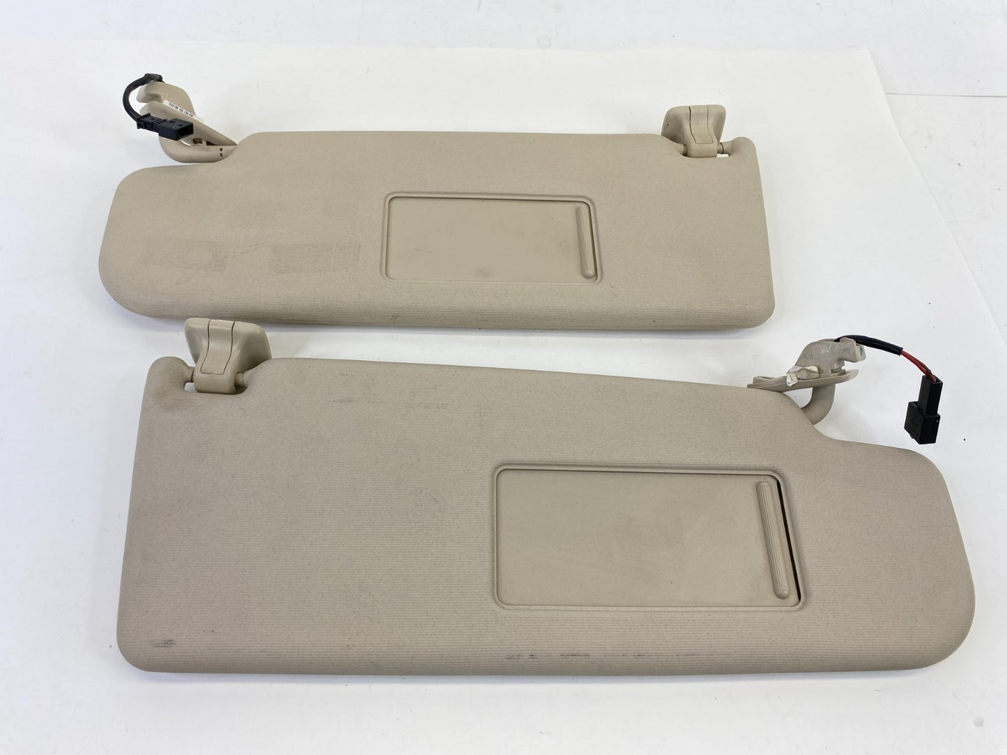 2009-2017 Volkswagen CC Roof Left & Right Sunvisor Set Sun Visor Shade OEM