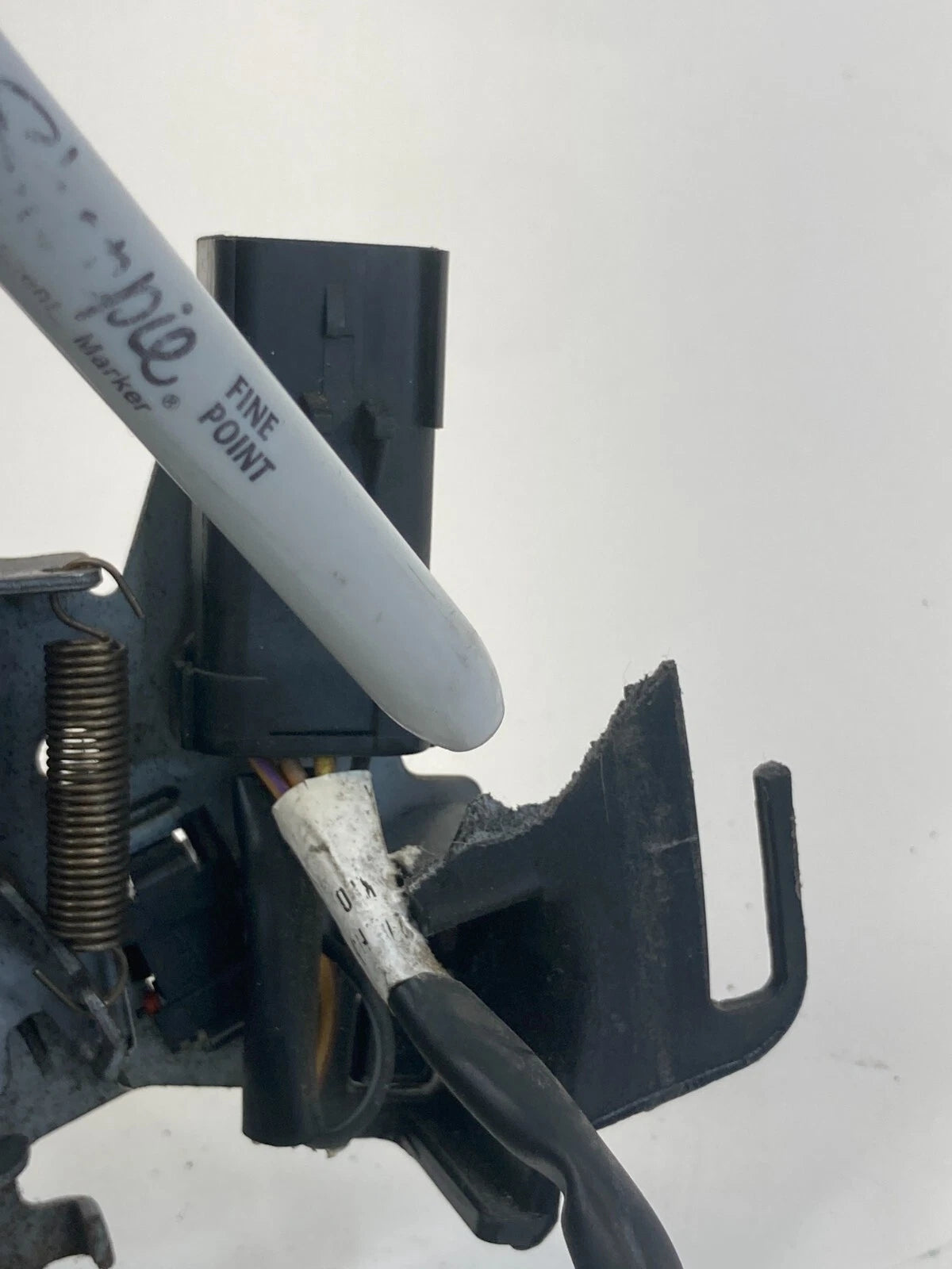 2008-2016 CHRYSLER TOWN & COUNTRY REAR LEFT SLIDING DOOR LATCH ACTUATOR MOTOR