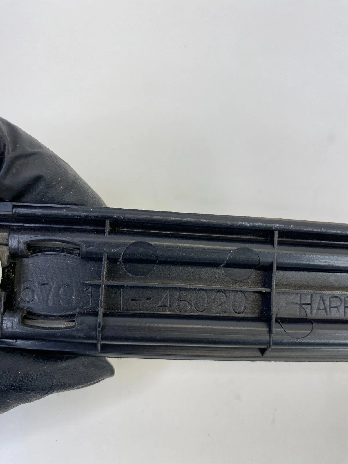 2000-2003 LEXUS RX300 FRONT RIGHT PASSENGER DOOR SILL SCUFF PLATE OEM 6791148020