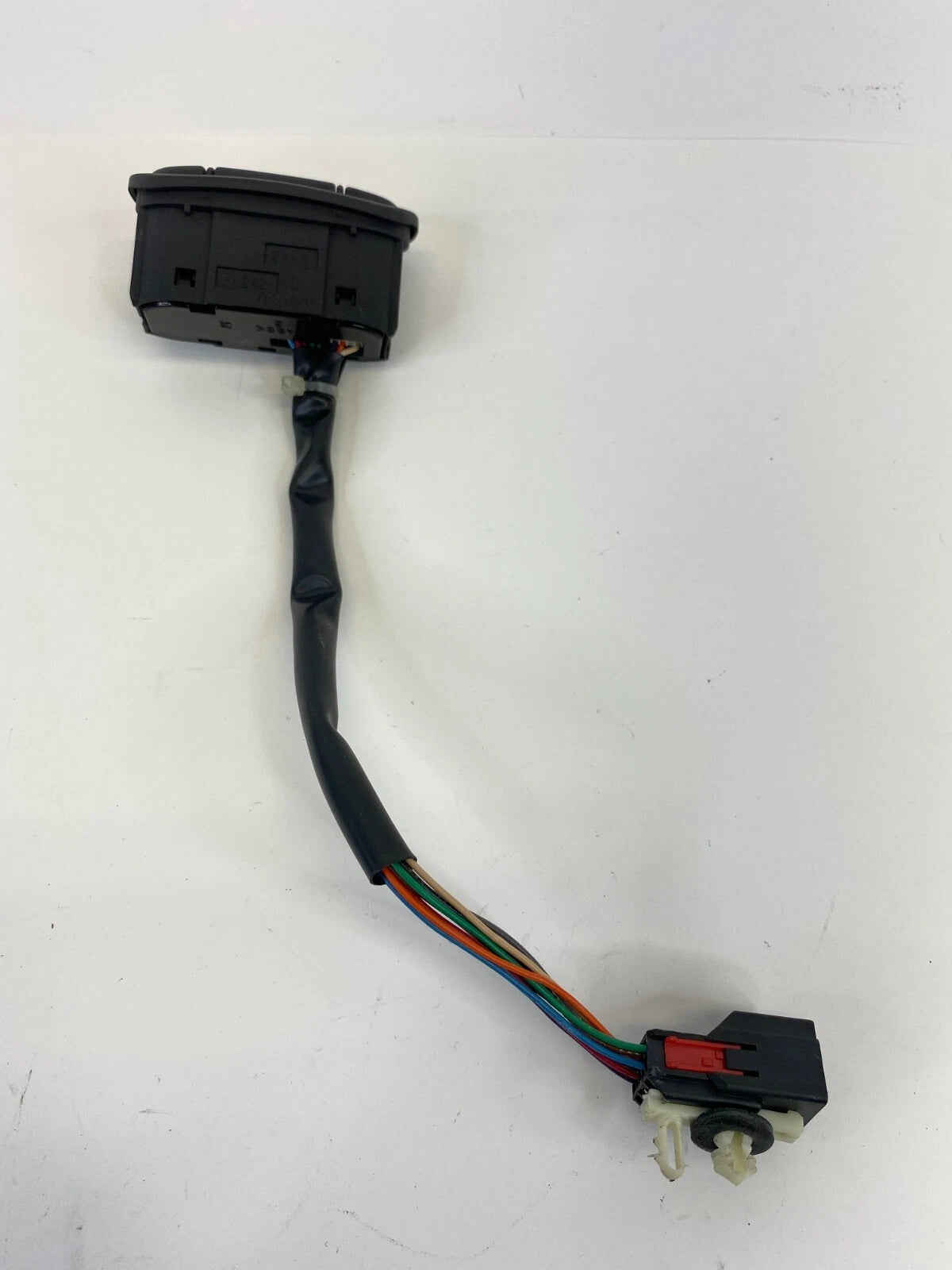 2003-2008 JAGUAR S-TYPE TRUNK RELEASE GAS FILLER LID OPEN SWITCH CONTROL OEM