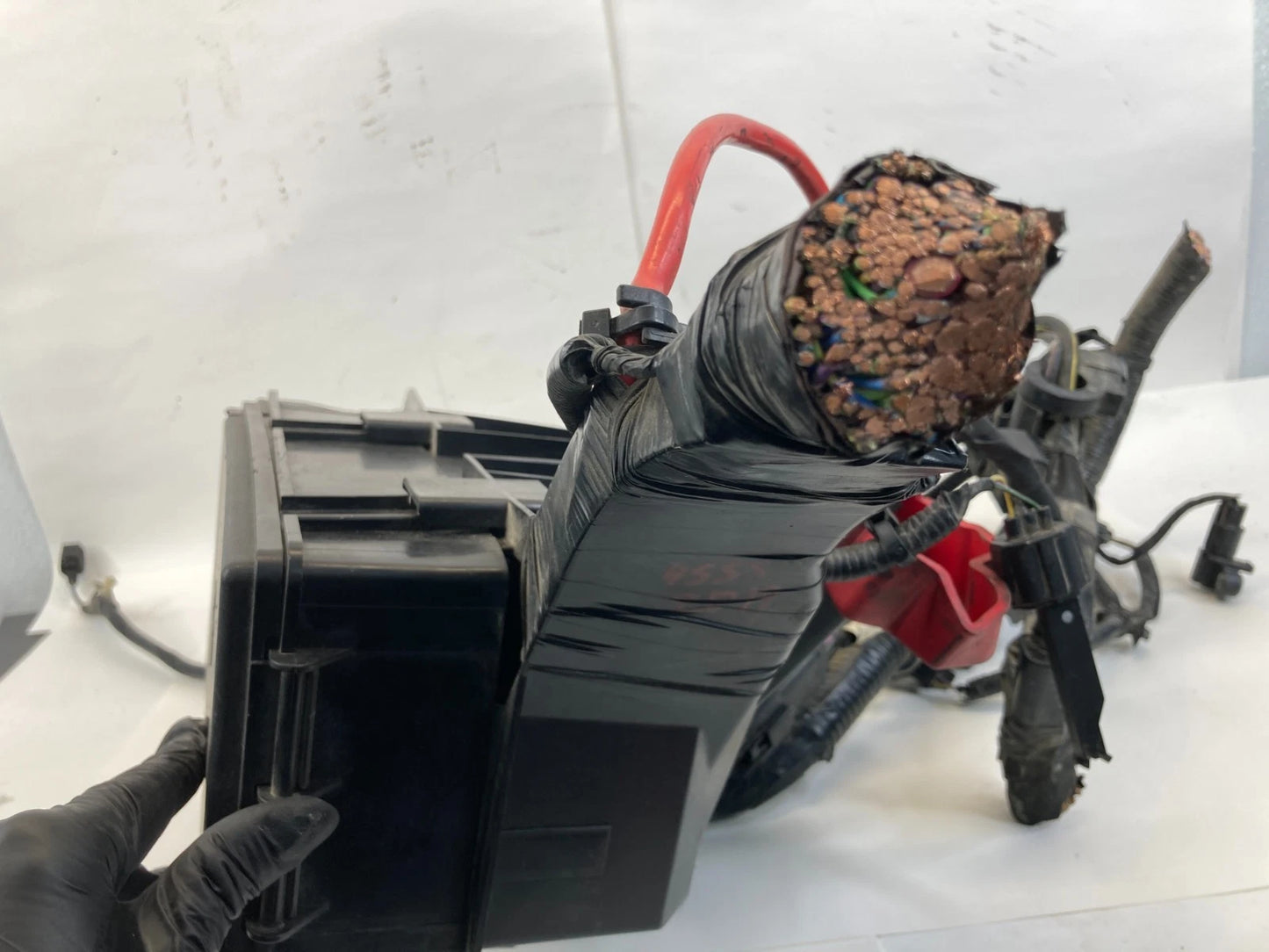 2018 2019 FORD INTERCEPTOR UTILITY ENGINE FUSE BOX & WIRING HARNESS ASSEMBLY OEM